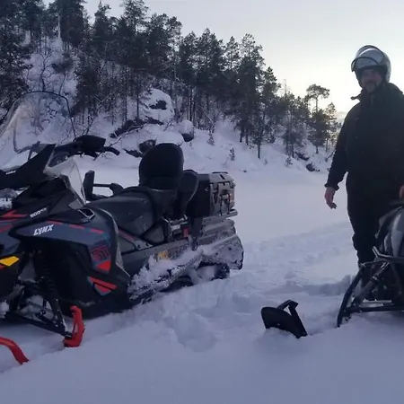 شاليه Nangu إيناري